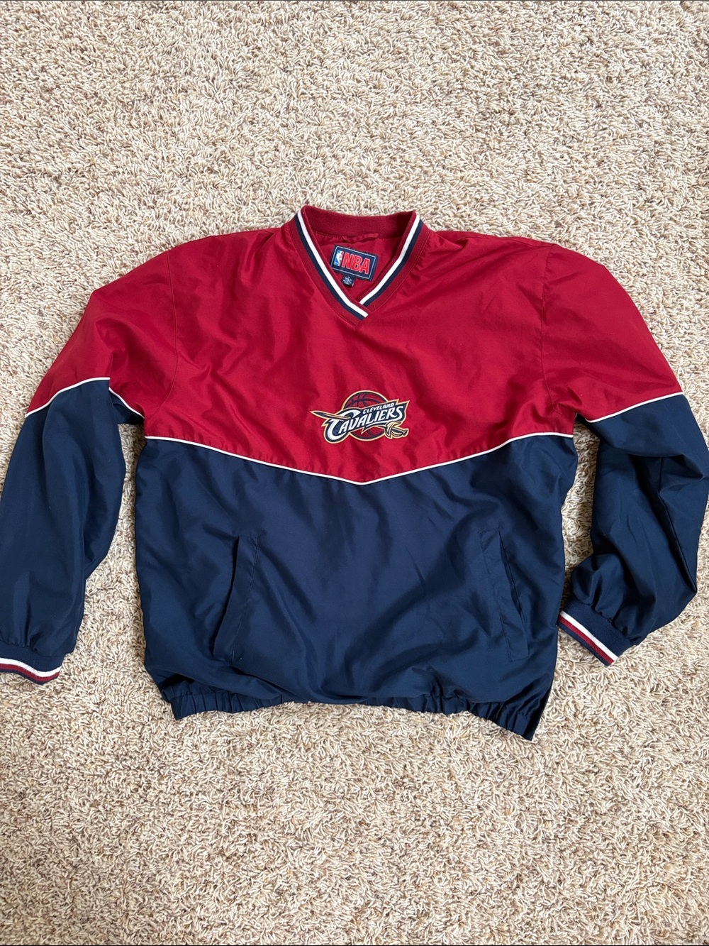 NBA Cleveland Cavaliers Red and Navy V‑Neck Pullover